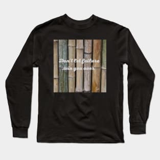 article Long Sleeve T-Shirt